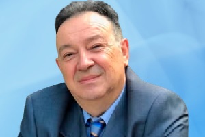 Dr. Antonio Becerra Fernández