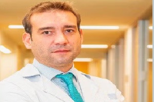 Dr. Arturo Lisbona Catalán