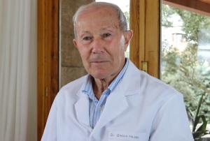 Dr. García Valdés de los mejores endocrinos en Madrid