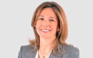 Mejores cirujanos plásticos - Dra. Isabel de Benito