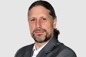 Ldo. Carlos Postigo Moreno