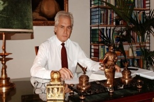 Dr. Enrique De Portugal Fernández del Rivero