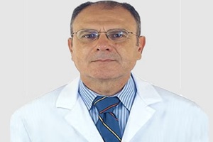 Cirujanos de tiroides - Dr. Roberto Martínez Fernández