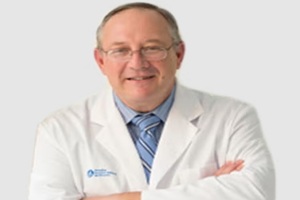Dr. José Luis Escat Cortés