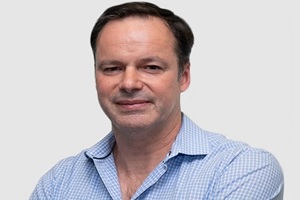 Dr. Raúl Hernanz de Lucas