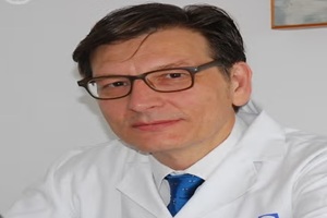 Cirujanos de rinoplastia - Dr. Esteban Scola Pliego