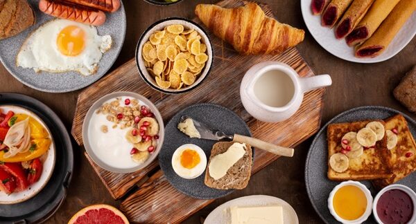 Restaurantes de desayunos - Presentación del desayuno en uno de los mejores sitios para desayunar en Madrid