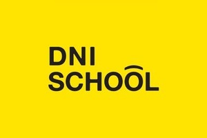 Academias de maquillaje - Logo DNI School