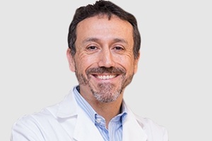 Dr. Constantino Colmenero Ruiz