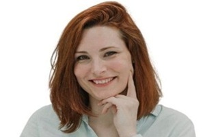 Lda. Elena Cabrero Peña