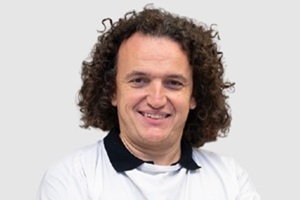 Osteópatas - Ldo. José Santos Sánchez-Ferrer profesional en osteopatía y fisioterapia Madrid