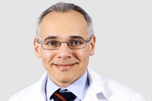 Cirujanos de manos - Dr. Homid Fahandezh-Saddi Díaz